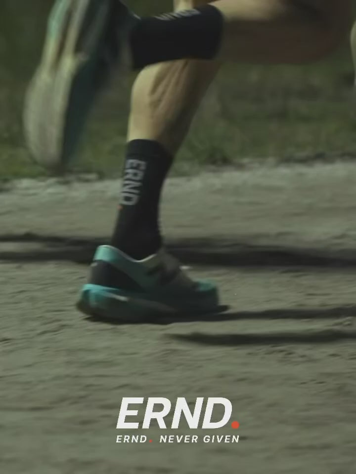 BUILD // SOCKS
